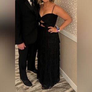 Gianni Bini Tiered Cutout Maxi Dress.  Black Metallic.  Size 6